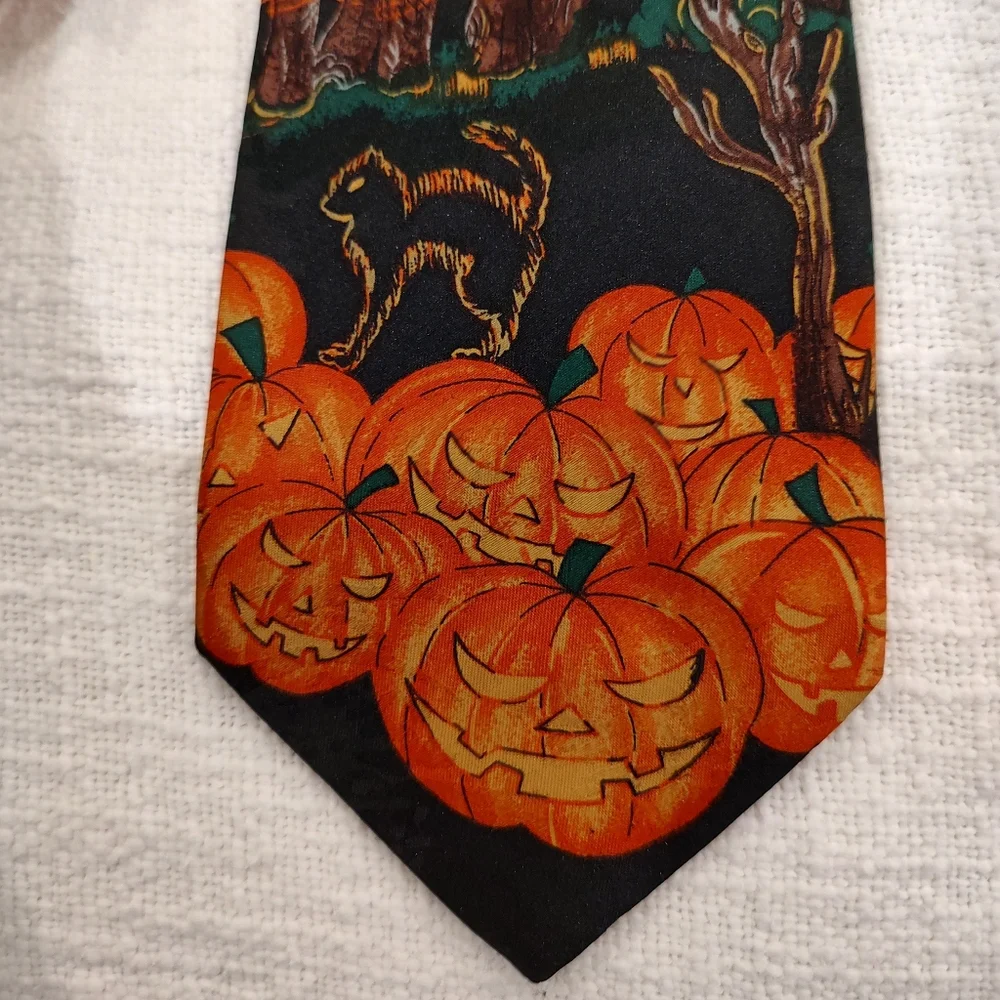 VTG Andalaro Halloween Witch Pumpkin Black Cat Harvest Moon Silk Tie